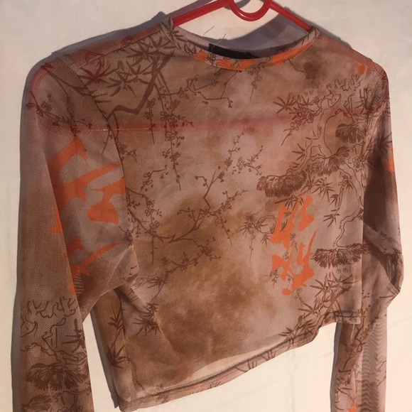 Pretty Little Thing top Size 6 - Picture 2 of 4